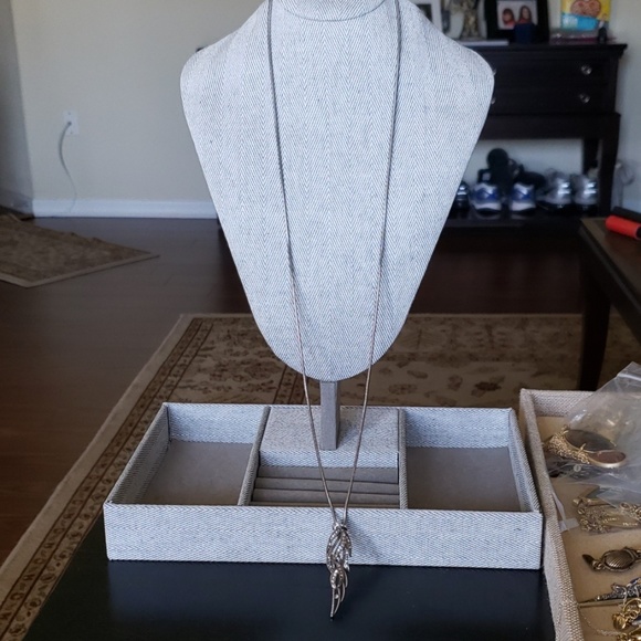 Chloe + Isabel Jewelry - Chloe +Isabel Long Wing Necklace Chloe + Isabel Jewelry - Chloe +Isabel Long Wing Necklace